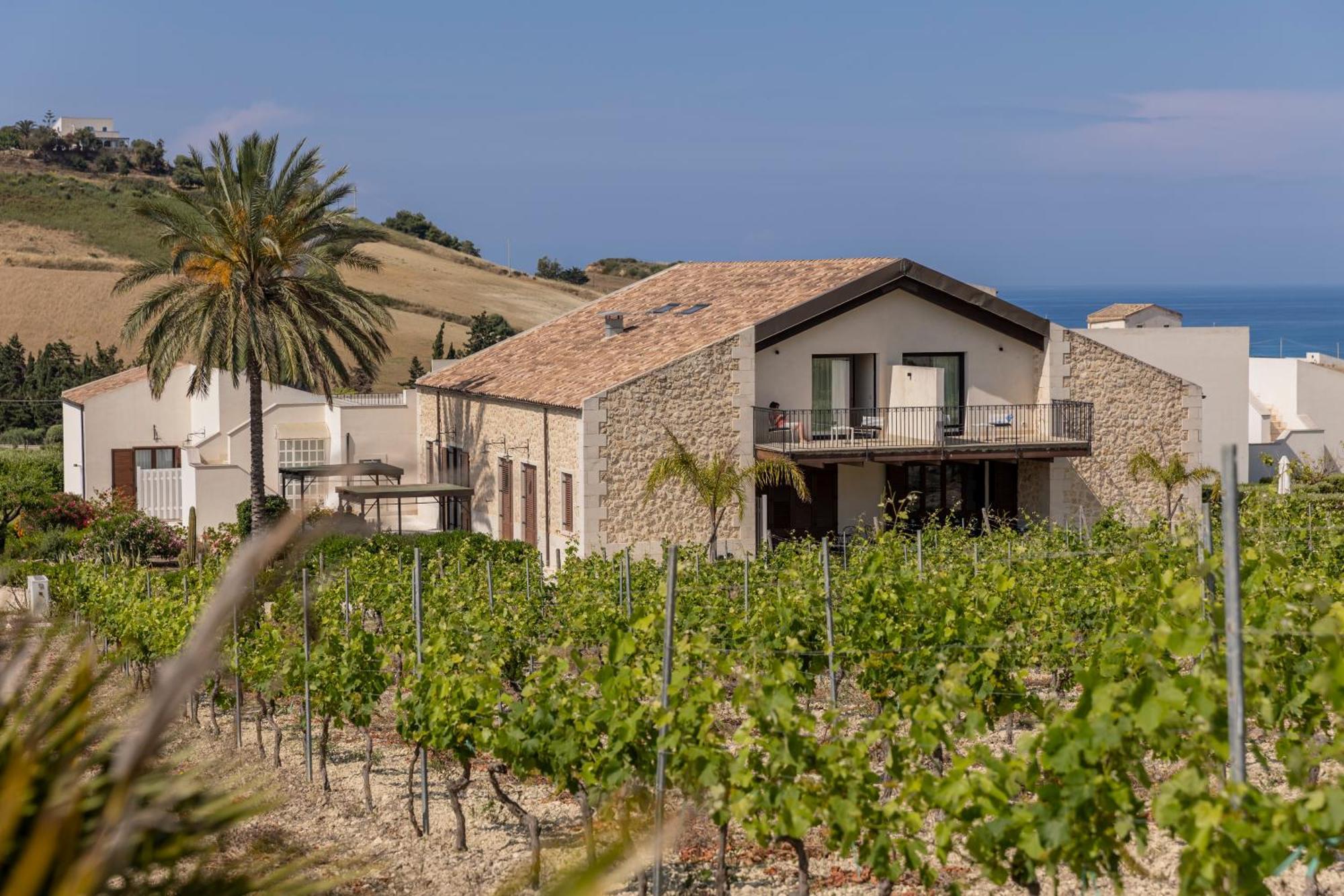 Borgo Giallonardo Wine Relais Realmonte Eksteriør bilde