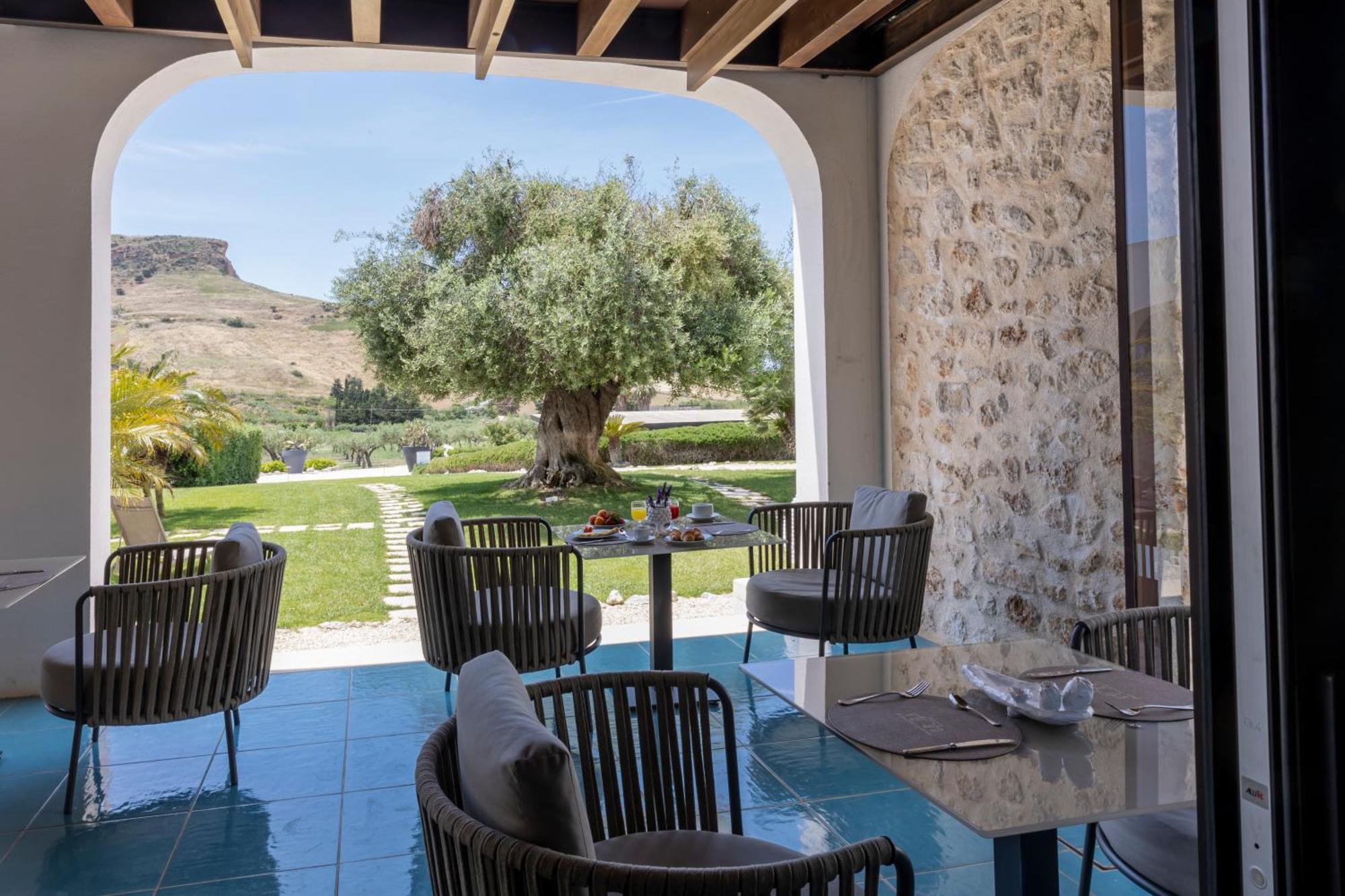 Borgo Giallonardo Wine Relais Realmonte Eksteriør bilde