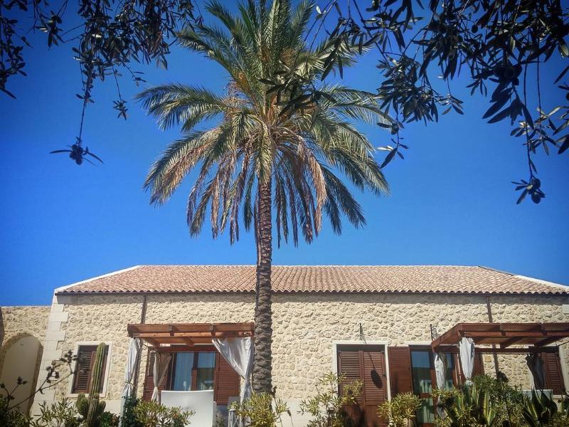 Borgo Giallonardo Wine Relais Realmonte Eksteriør bilde